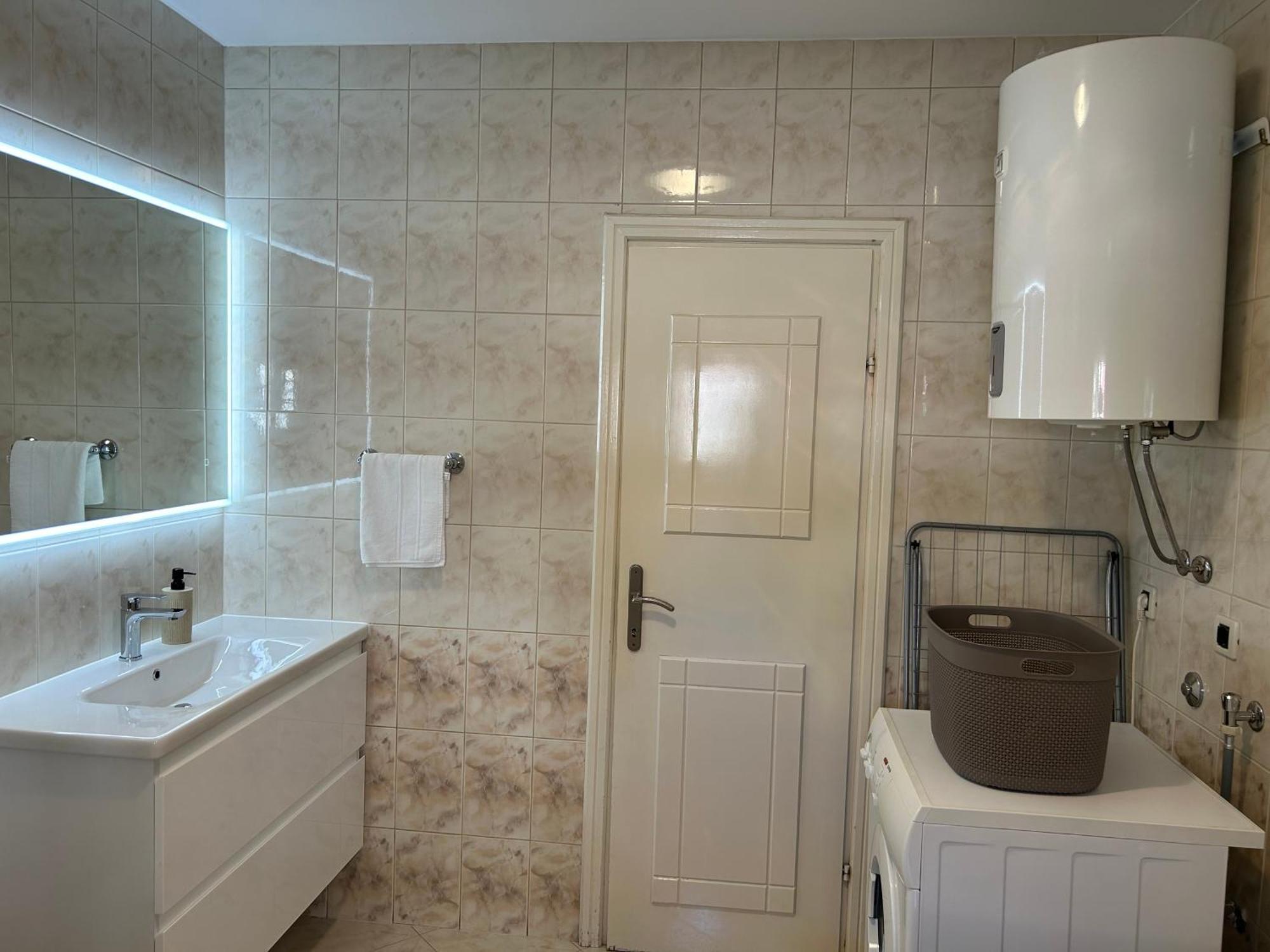 Cozy Apartment Lenny Спліт Екстер'єр фото