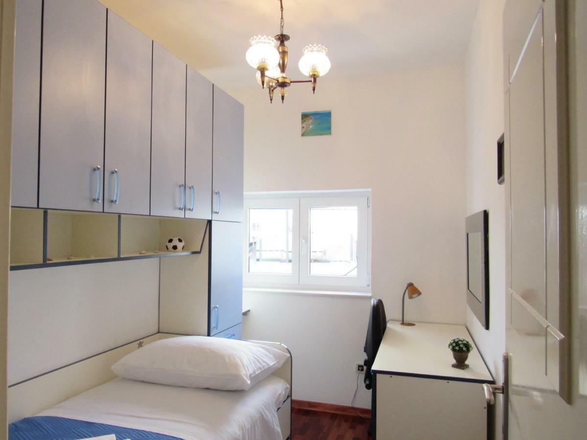 Cozy Apartment Lenny Спліт Екстер'єр фото
