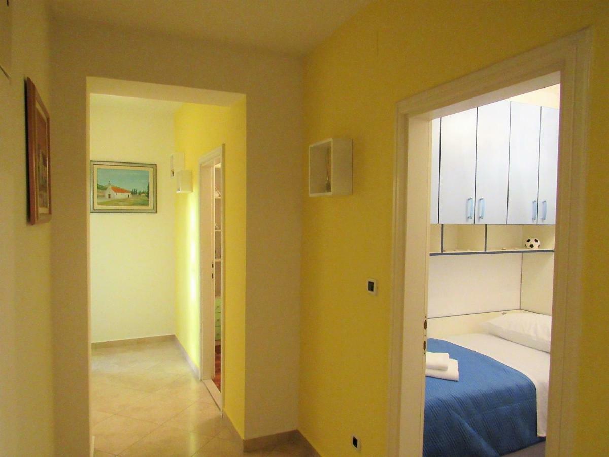 Cozy Apartment Lenny Спліт Екстер'єр фото
